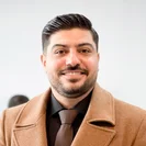 عباس اشرف